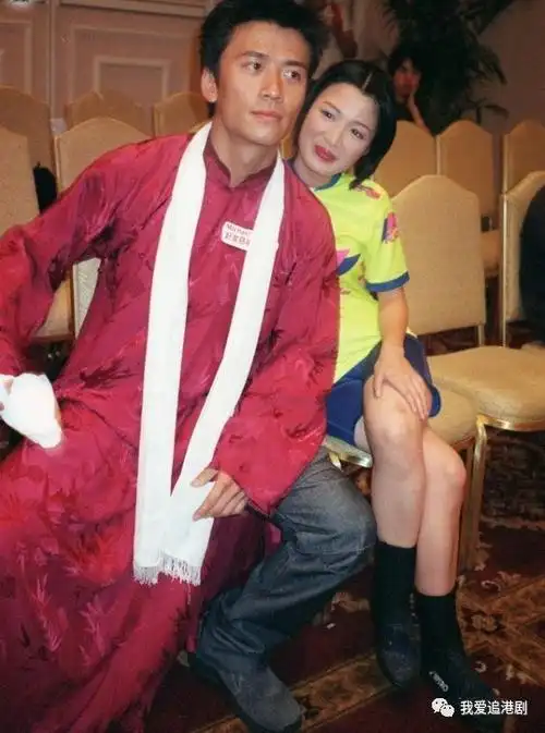 42岁tvb前花旦爆佗第三胎,61岁老公有心有力!曾与林文龙相恋6年