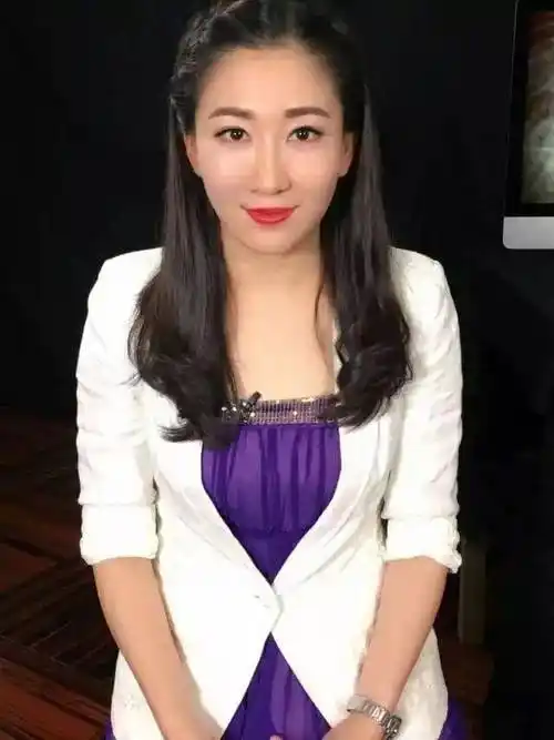 美女主持人刘乙冰履历 清纯靓照曝光_上海市_栏目_科普