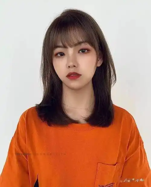 quot小姐姐锁骨发quot减龄又显嫩2022火爆了