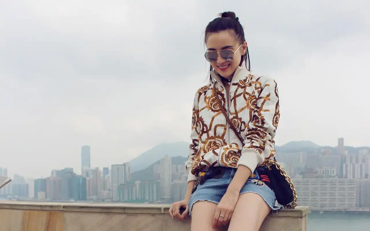 宋佳时尚唯美街拍图片桌面壁纸