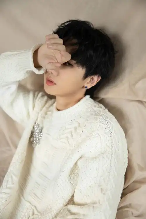 汪苏泷魅力帅气写真图片