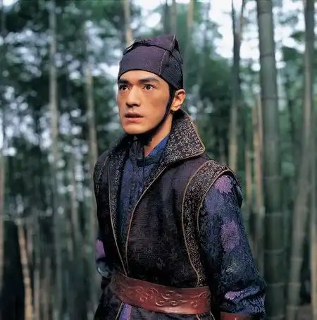 梁朝伟又因新戏更博,金城武加分,杨颖又怎么了