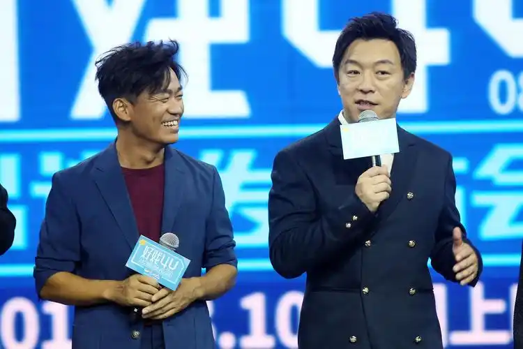 黄渤笑谈与徐峥成"山水cp":一直是流量小生