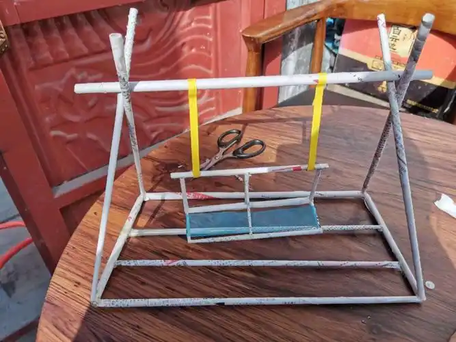 环保手工——迷你秋千