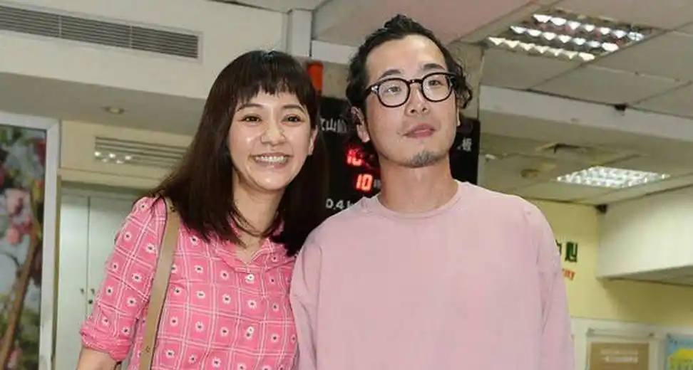 后来网友扒出陈意涵的老公许富翔是很有资历的影视导演,凭借电视剧