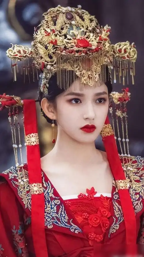 天醒之路程潇红色婚服美图欣赏穿最美的婚服却没嫁给心爱人