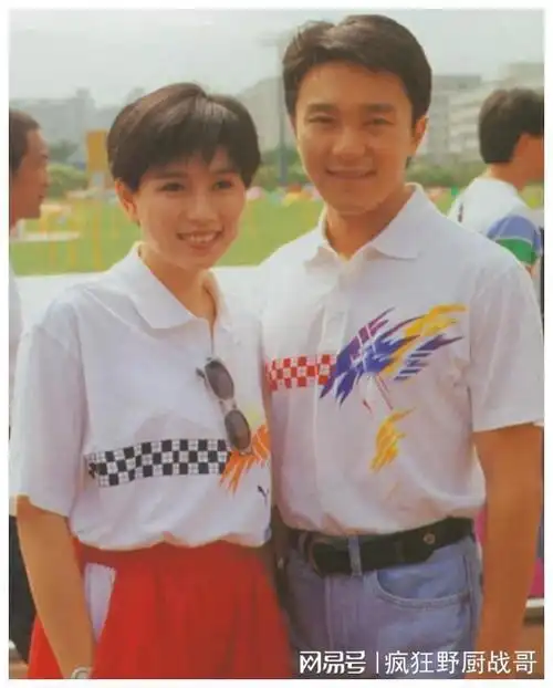 周星驰要娶的女人啥样每部影片都有她的影子罗天使罗慧娟