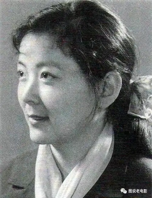 老艺术家杨昭彩是八一电影制片厂演员,著名电影表演艺术家王心刚的