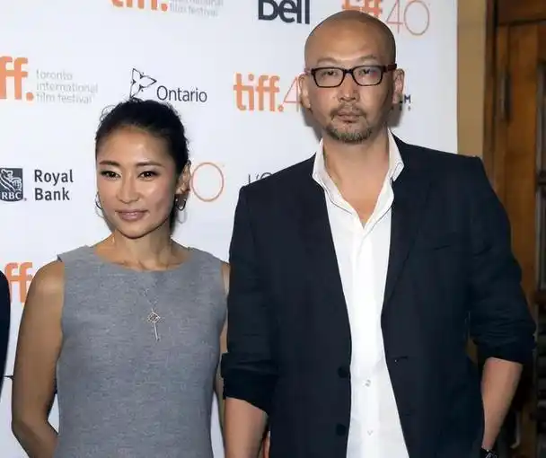 19年后,再看管虎现任妻子梁静的现状,才明白马伊琍的"精明"