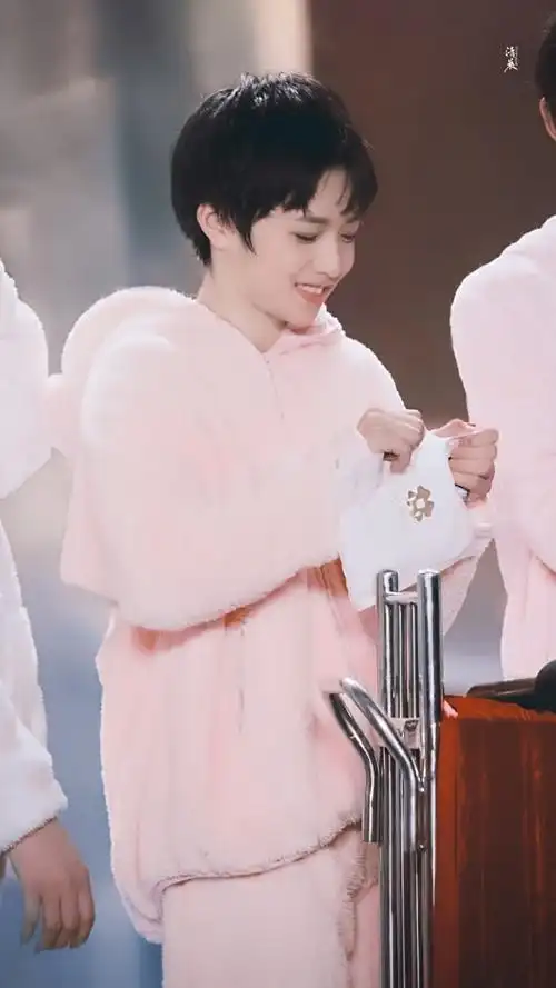 张元英站姐发了刘耀文