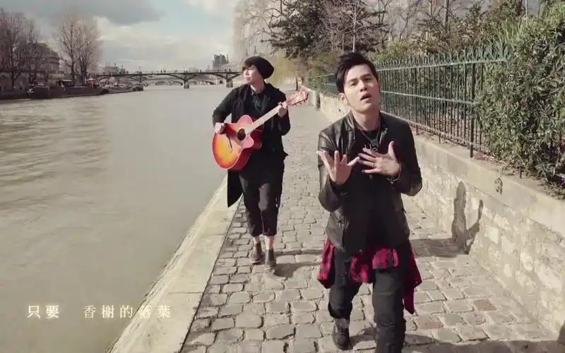 周杰伦 告白气球 official mv_哔哩哔哩 (゜-゜)つロ 干杯~-bilibili