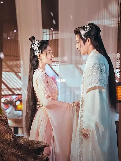 张彬彬徐璐月歌行