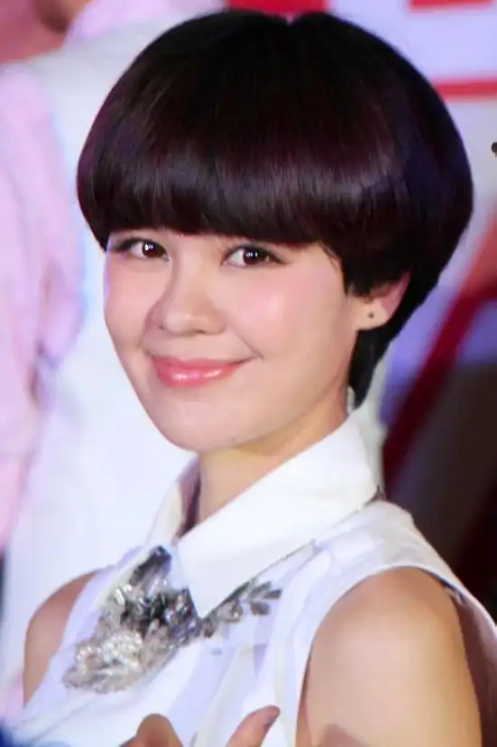 80后回忆|郁可唯的《水中花》让我追忆高中校园生活