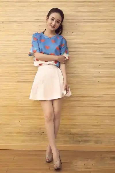 满满祝福!赵丽颖冯绍峰喜结连理,公布的时机耐人寻味!