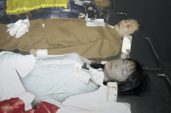 我的职业是殡仪馆化妆师,专业学的是殡葬专业,考的遗体整容师,实习在