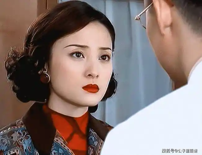 有人表示:"看完《半生缘》,我对蒋勤勤的演技有了全新的认识.