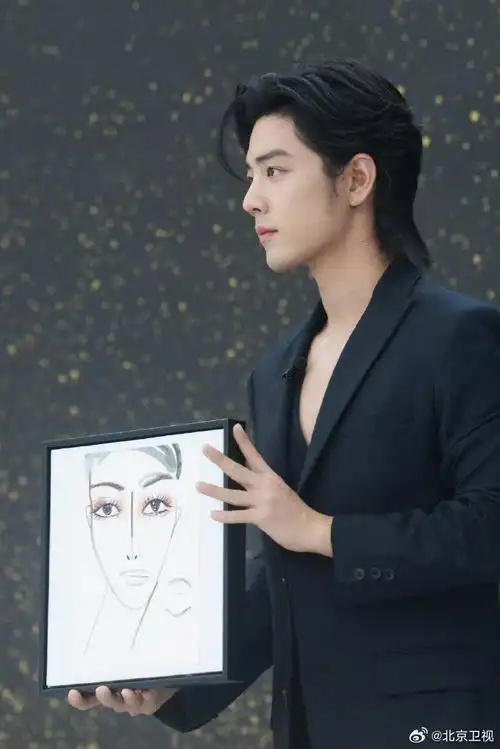 肖战纯黑深v西装好矜贵