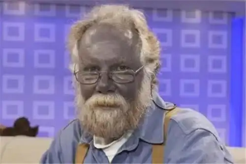 他们隐居在6000米高山上,皮肤血液都是蓝色!