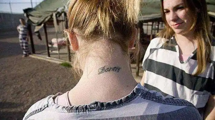 不过几千年的时间一过,没想到如今的人那么喜欢刺青了,也就是纹身