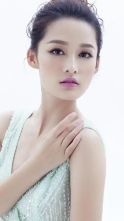 神颜福利社#美女明星图,李沁