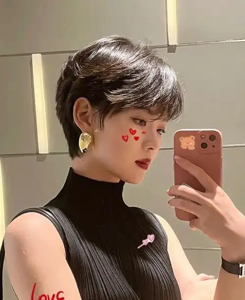 短发 日系短发修饰脸型显脸小的短发 圆脸 大脸也能驾驭#西安发型设计