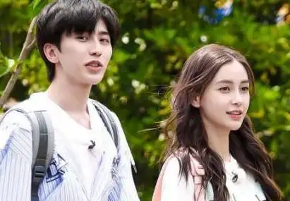 蔡徐坤杨颖什么关系蔡徐坤表白杨颖