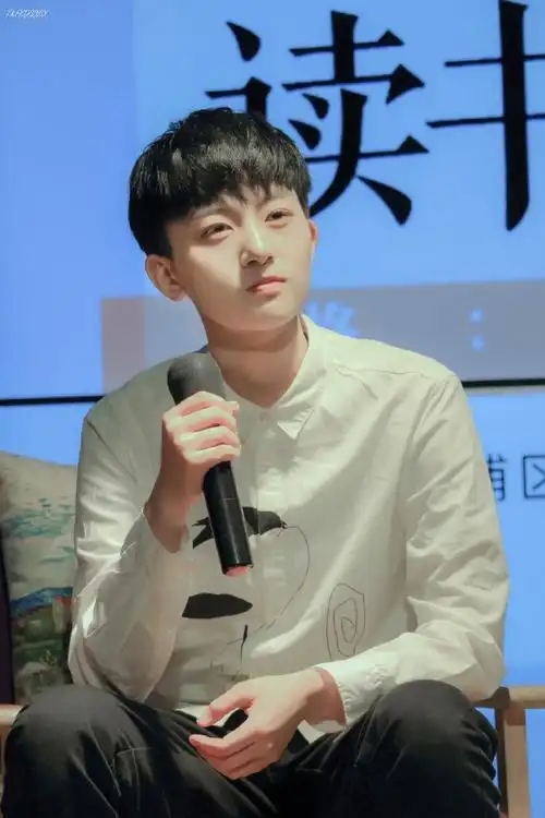 张晓钰##用岁月告白张晓钰#张老师的课堂开课啦98@张晓钰dawn