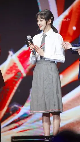 郑爽学生装 回归18岁流星雨模样