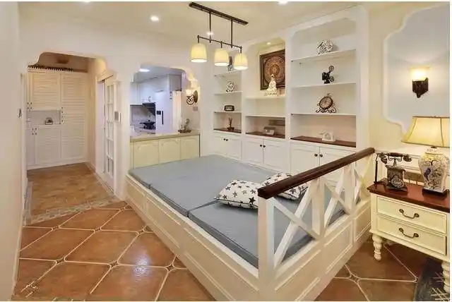 餐厅改卧室?真是闻所未闻,不过效果很赞,年后我家也要这样装