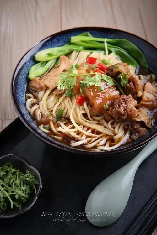 饿了来一碗牛肉面吧——客片