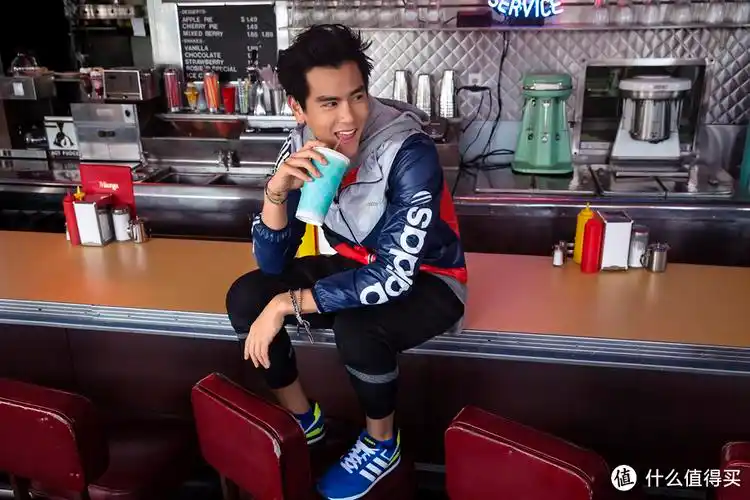 老鞋新晒adidas阿迪达斯neo10kf98293复古跑鞋彭于晏上脚款