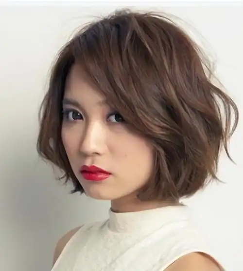 圆脸剪什么刘海显脸小(圆脸剪什么刘海显脸小)-天晟网