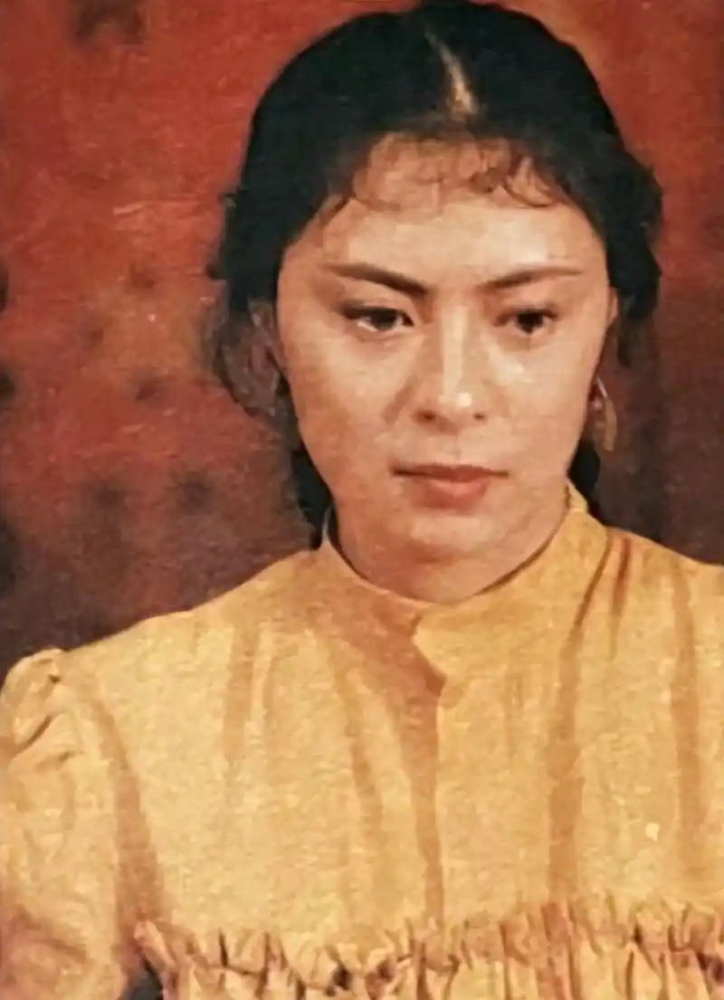 回顾刘佳:演《黑三角》成名,巅峰期淡出演艺圈,原因让人泪目