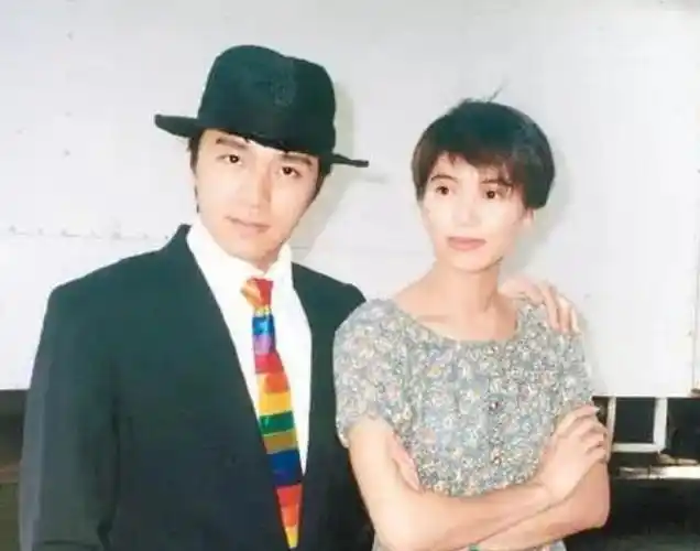 周星驰与袁咏仪是黄金搭档周星驰有喜欢过袁咏仪吗