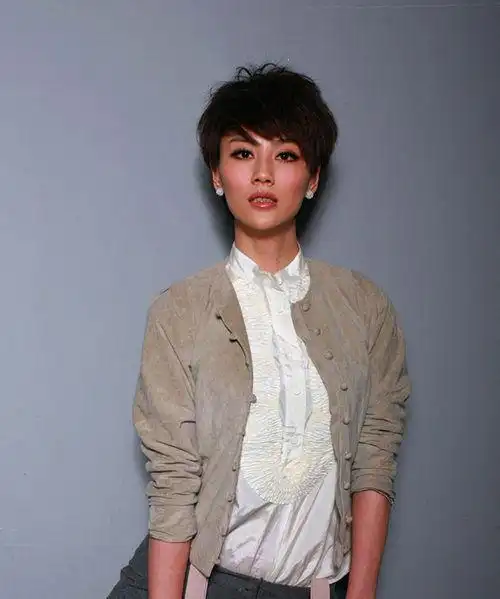 江易珈出演《乐俊凯》 与何润东演虐心兄妹