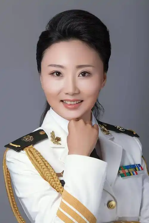 原武警文工团青年歌唱家.鸿雁,青年歌手艺人介绍:.