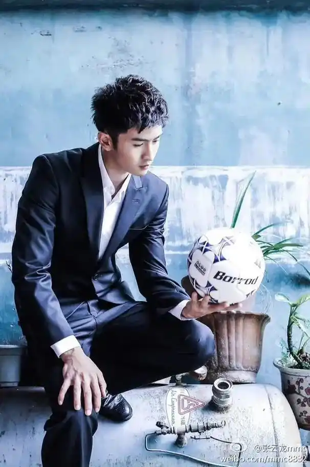 张云龙 龙哥.已经那么多年了,从不一样的美男子认识你,范世琦 - 抖音