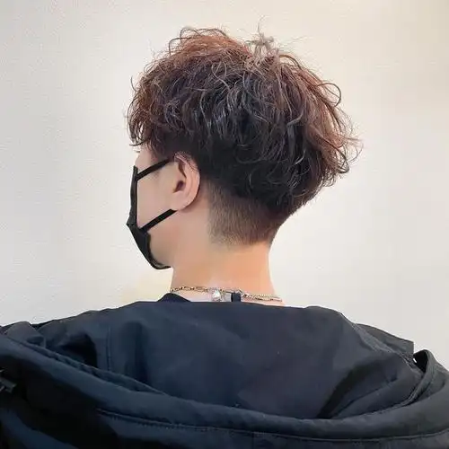 3种美到上瘾女发,利落瘦脸真时尚,喜欢吗|发型|短发|染发|减龄_网易