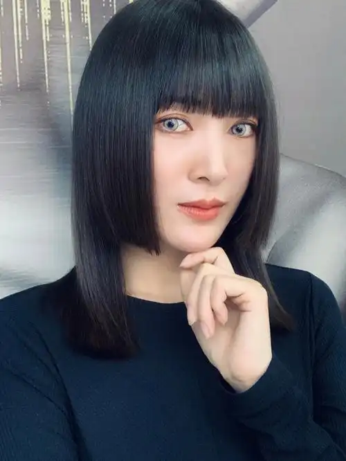 发型简直太好看了吧#公主切更加柔和自然不像以往的公主切那么死板