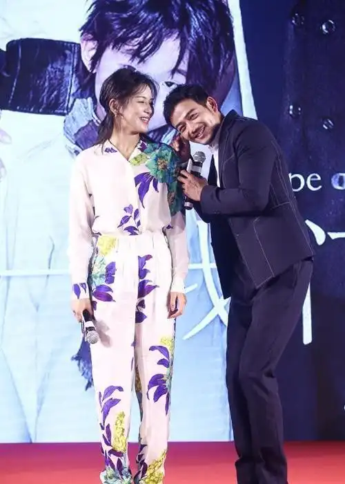 事实证明,"国民女神"刘涛,已经走上另外一条"不归路"