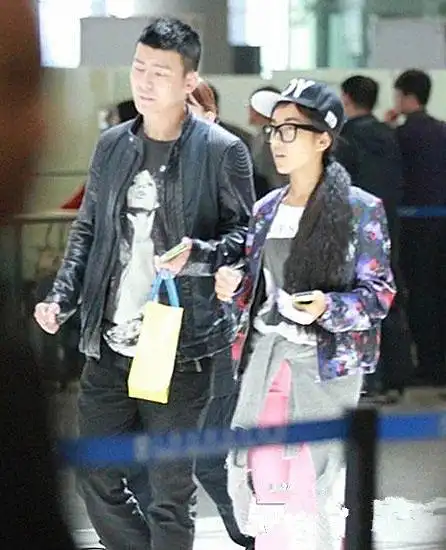 【图】刘石坚家庭背景曝光 富二代为吉克隽逸隐形男友