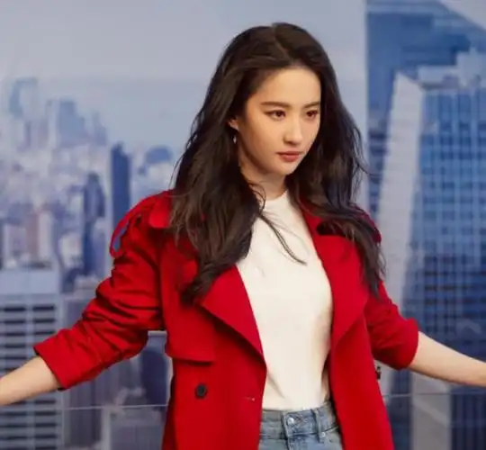 刘亦菲旗袍旧照公开绝美模样不见姨太范男粉眼睛都看直了