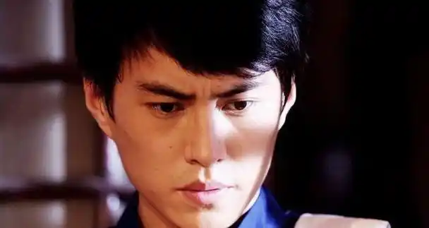 演员靳东感谢江珊女儿当初的满脸嫌弃余生不会辜负离异的李佳