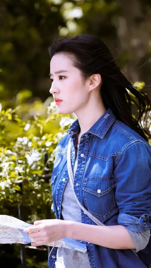 刘亦菲苏韵锦2016电影致青春原来你还在这里