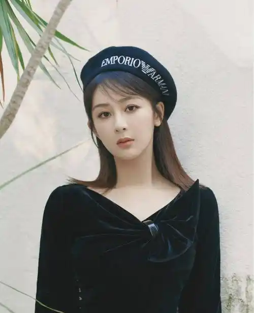 杨紫接受采访称从来没有想过转型_角色_贺顿_作品