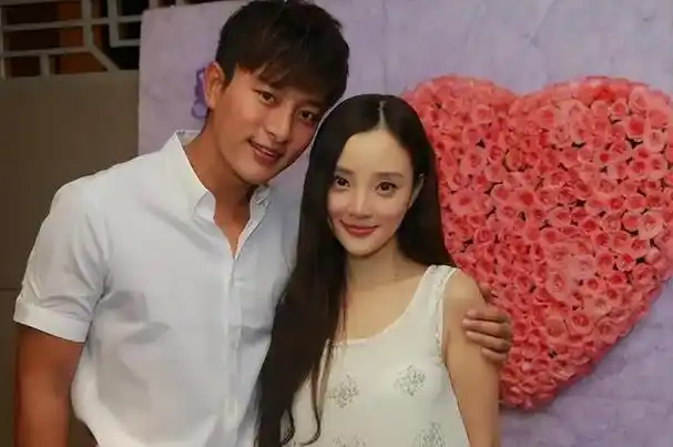 为何李小璐离婚后一直无绯闻真实原因揭晓她并非在守候贾乃亮