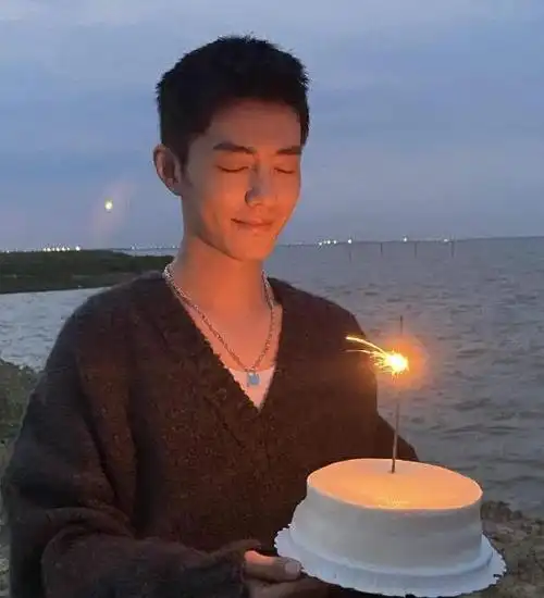 10月5日,是肖战29岁的生日.