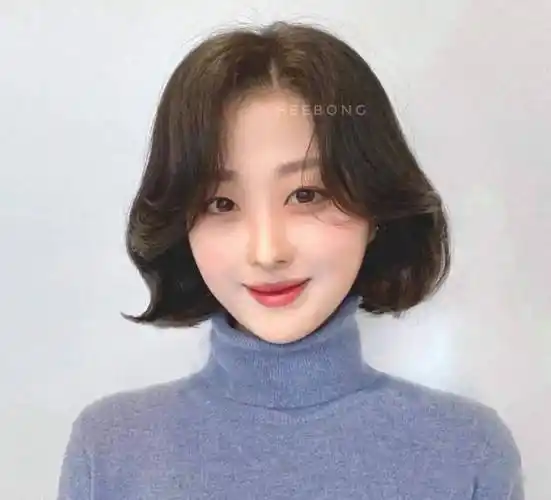 2023秋冬短发c卷烫,35岁都好看._发型_中国_人类