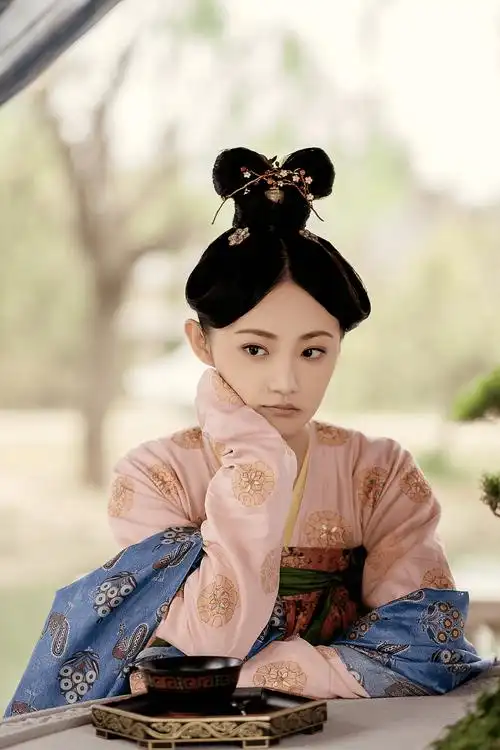 "可盐可甜可攻守",《骊歌行》吴佳怡"少女专业户"