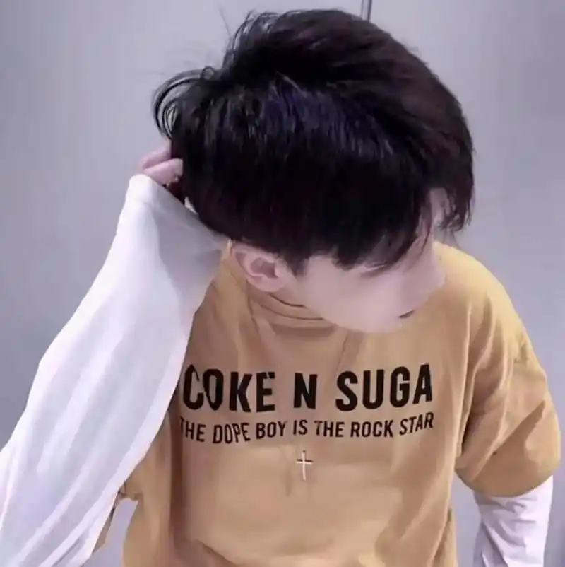 帅哥,靓仔,日常生活图片头像分享自拍,配上首音乐没谁了,喜欢 - 抖音